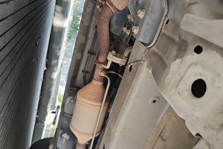 Used CHANGAN OSHAN X70A 2020 1.5L Manual Base Version Chassis Front Left