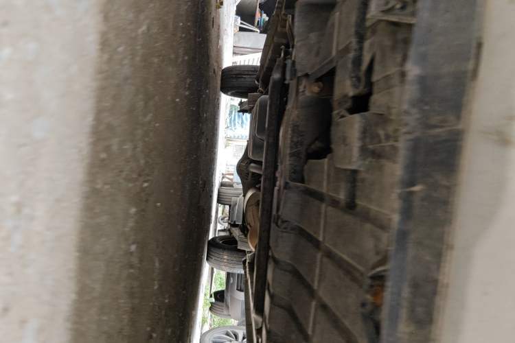 Used CHANGAN OSHAN X70A 2020 1.5L Manual Base Version Chassis Front