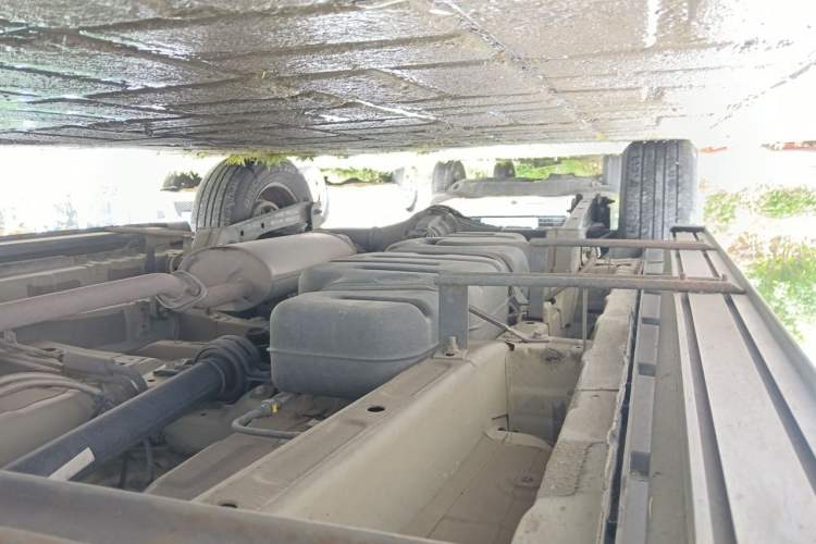 Used CHANGAN OSHAN X70A 2020 1.5L Manual Base Version Chassis Front Right