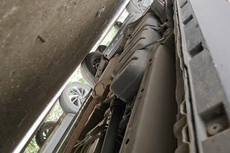 Used CHANGAN OSHAN X70A 2020 1.5L Manual Base Version Chassis Front Right