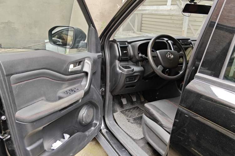 Used CHANGAN OSHAN X70A 2020 1.5L Manual Base Version Driver Seat