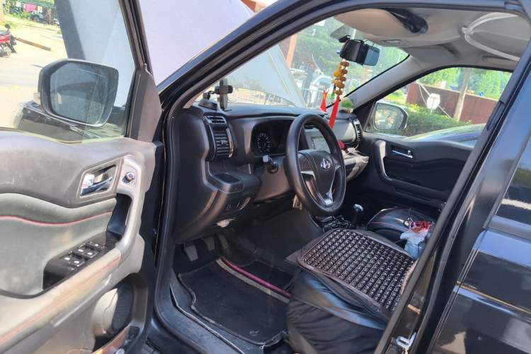 Used CHANGAN OSHAN X70A 2020 1.5L Manual Comfort Version Driver Seat
