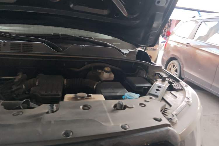 Used CHANGAN OSHAN X70A 2020 1.5L Manual Base Version Engine Bay Left