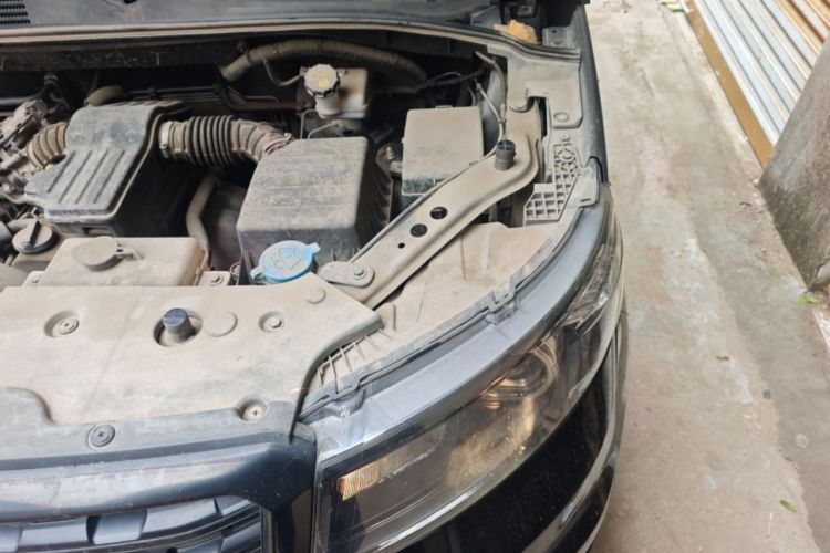 Used CHANGAN OSHAN X70A 2020 1.5L Manual Base Version Engine Bay Left