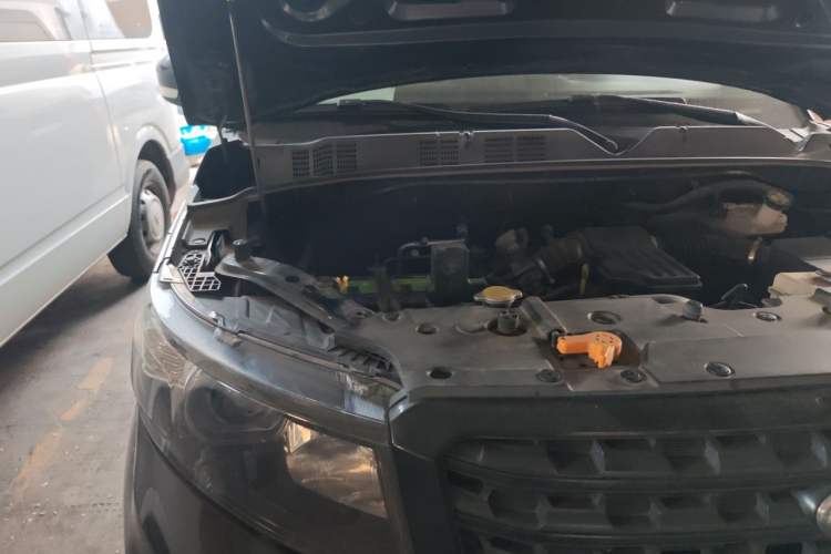 Used CHANGAN OSHAN X70A 2020 1.5L Manual Base Version Engine Bay Right