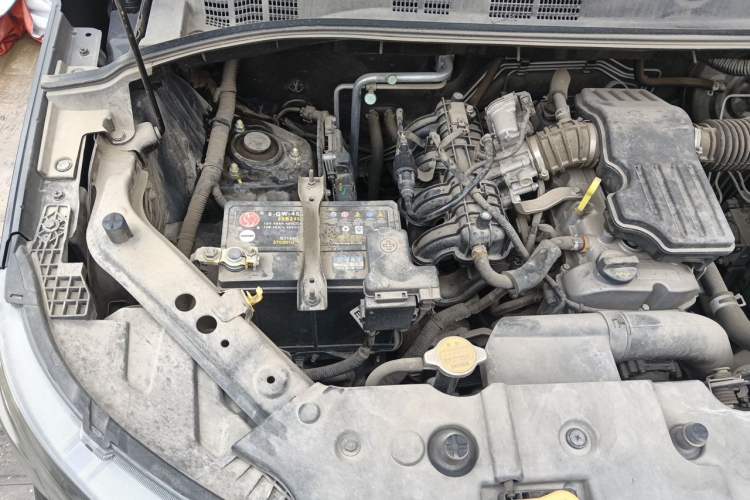 Used CHANGAN OSHAN X70A 2020 1.5L Manual Base Version Engine Bay Right