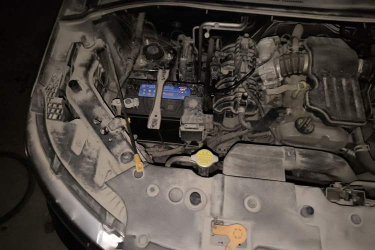 Used CHANGAN OSHAN X70A 2020 1.5L Manual Standard Edition Engine Bay Right