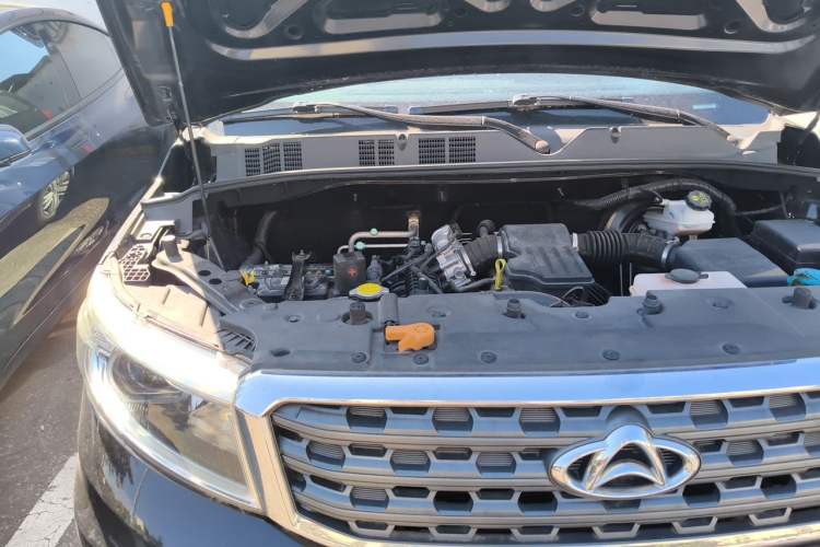 Used CHANGAN OSHAN X70A 2020 1.5L Manual Comfort Version Engine Bay Right