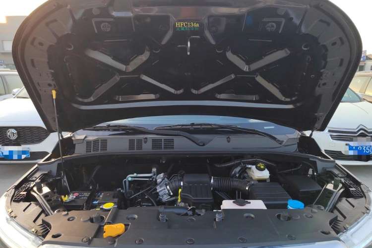 Used CHANGAN OSHAN X70A 2020 1.5L Manual Standard Edition Engine Bay