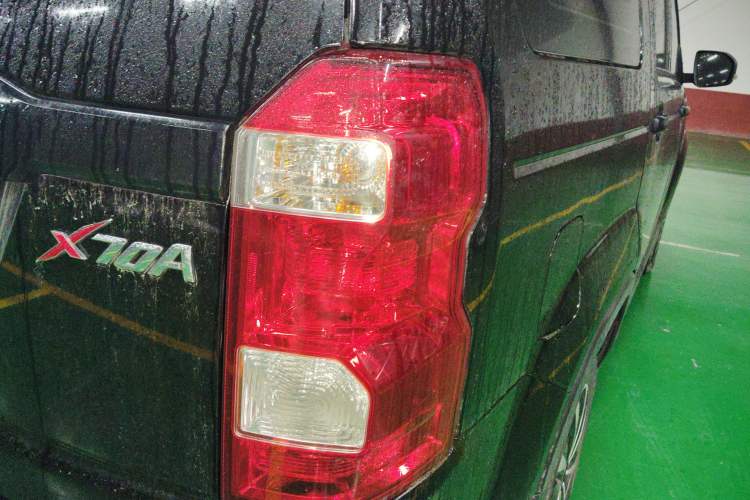 Used CHANGAN OSHAN X70A 2020 1.5L Manual Base Version Exterior 3