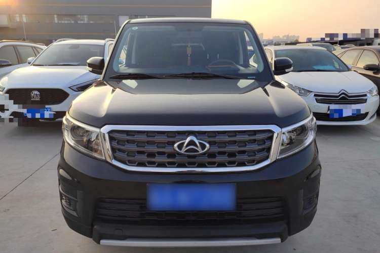 Used CHANGAN OSHAN X70A 2020 1.5L Manual Standard Edition Front