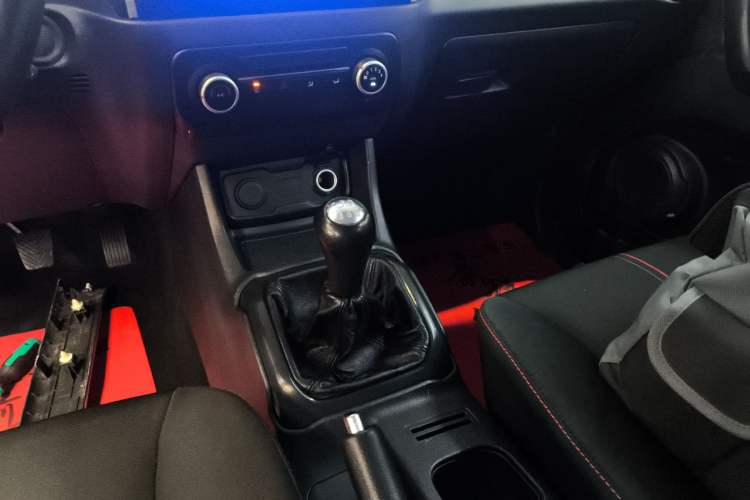 Used CHANGAN OSHAN X70A 2020 1.5L Manual Base Version Gear Lever