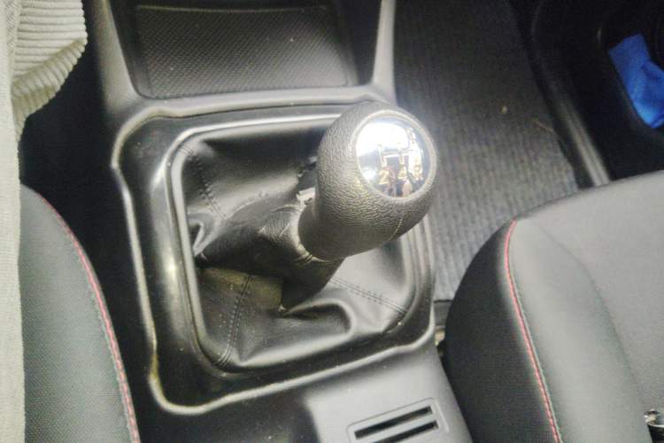 Used CHANGAN OSHAN X70A 2020 1.5L Manual Base Version Gear Lever