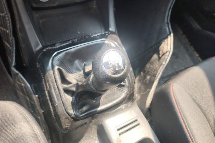Used CHANGAN OSHAN X70A 2020 1.5L Manual Base Version Gear Lever