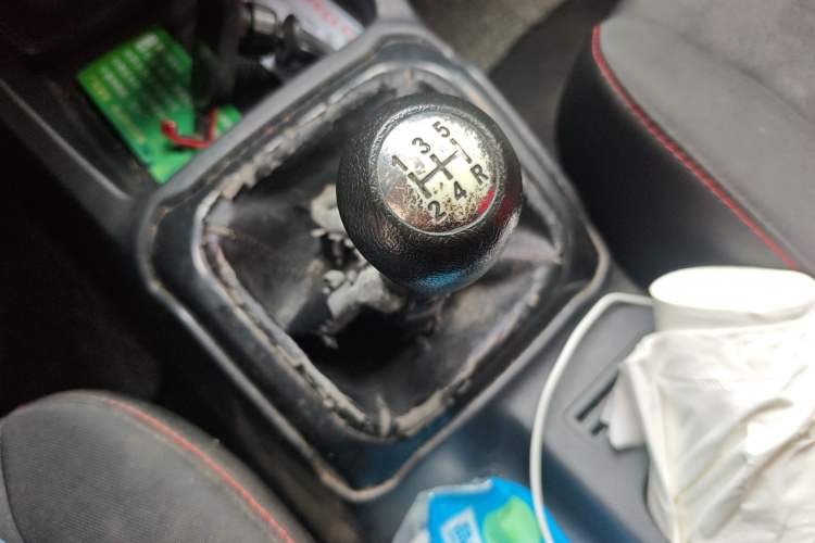 Used CHANGAN OSHAN X70A 2020 1.5L Manual Base Version Gear Lever