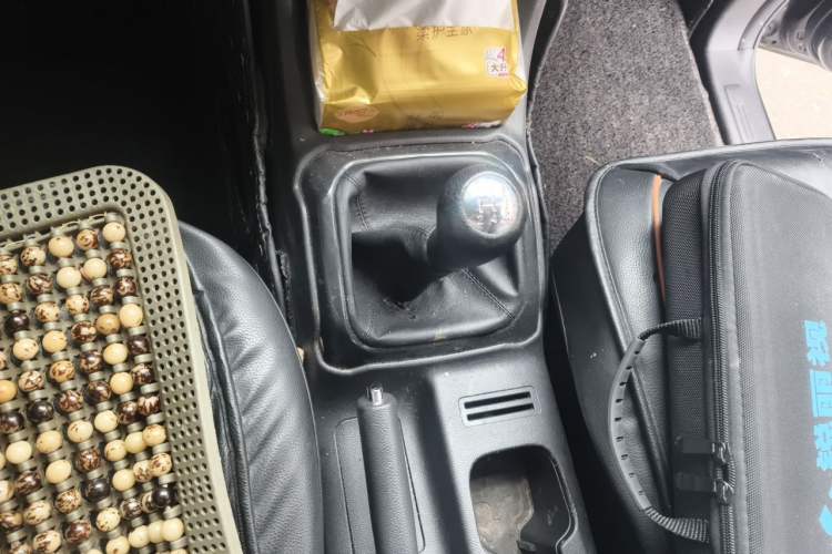 Used CHANGAN OSHAN X70A 2020 1.5L Manual Standard Edition Gear Lever