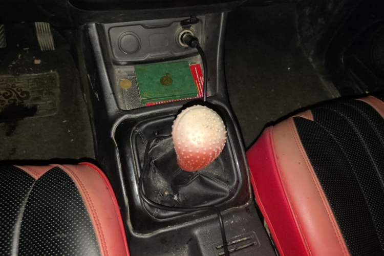 Used CHANGAN OSHAN X70A 2020 1.5L Manual Standard Edition Gear Lever