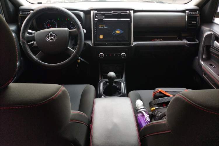 Used CHANGAN OSHAN X70A 2020 1.5L Manual Base Version Interior 2