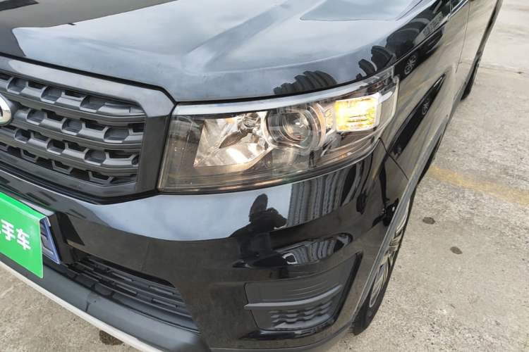 Used CHANGAN OSHAN X70A 2020 1.5L Manual Base Version Left Front Headlight