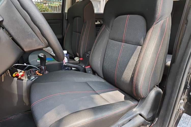 Used CHANGAN OSHAN X70A 2020 1.5L Manual Base Version Left Front Seat