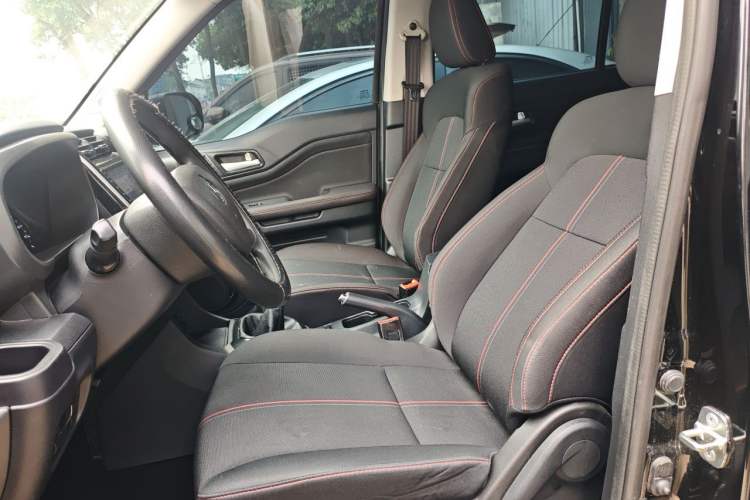 Used CHANGAN OSHAN X70A 2020 1.5L Manual Base Version Left Front Seat