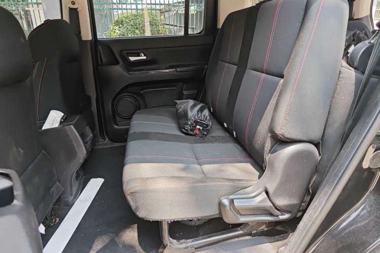 Used CHANGAN OSHAN X70A 2020 1.5L Manual Base Version Left Rear Seat