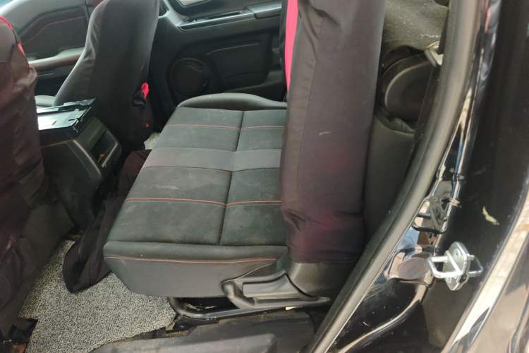 Used CHANGAN OSHAN X70A 2020 1.5L Manual Base Version Left Rear Seat