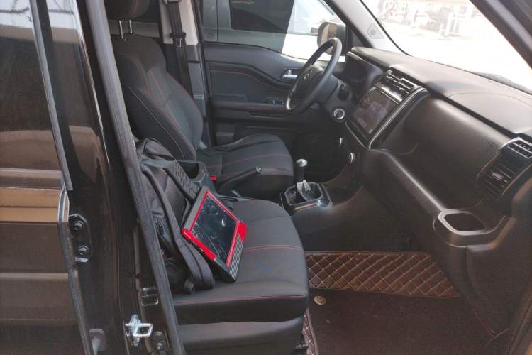 Used CHANGAN OSHAN X70A 2020 1.5L Manual Base Version Right Front Seat