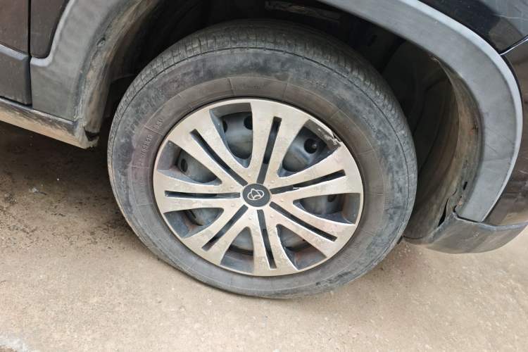 Used CHANGAN OSHAN X70A 2020 1.5L Manual Base Version Right Front Wheel Hub