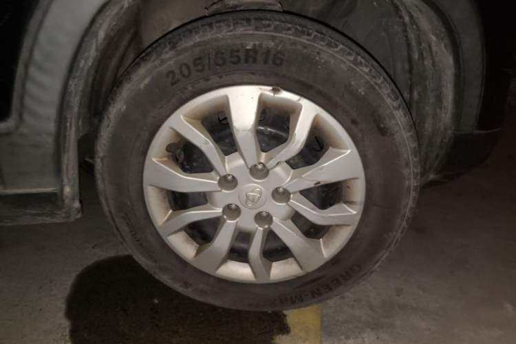 Used CHANGAN OSHAN X70A 2020 1.5L Manual Standard Edition Right Front Wheel Hub