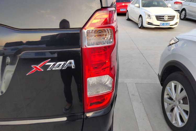 Used CHANGAN OSHAN X70A 2020 1.5L Manual Standard Edition Right Rear Taillight