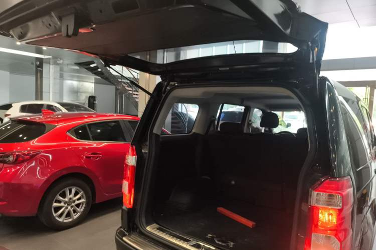 Used CHANGAN OSHAN X70A 2020 1.5L Manual Base Version Trunk