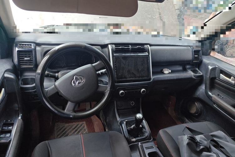 Used CHANGAN OSHAN X70A 2020 1.5L Manual Base Version Center Console