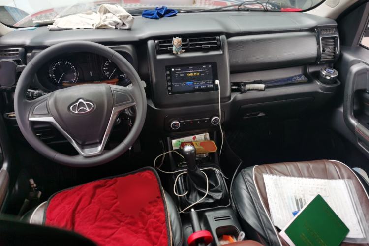 Used CHANGAN OSHAN X70A 2020 1.5L Manual Comfort Version Center Console