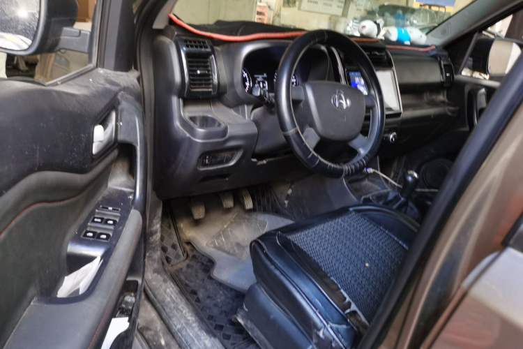 Used CHANGAN OSHAN X70A 2020 1.5L Manual Base Version Driver Seat