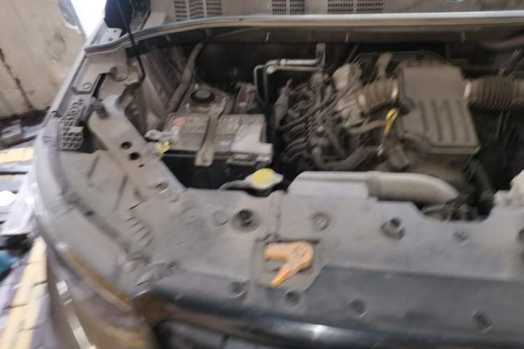 Used CHANGAN OSHAN X70A 2020 1.5L Manual Base Version Engine Bay Right