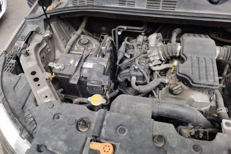 Used CHANGAN OSHAN X70A 2020 1.5L Manual Comfort Version Engine Bay Right