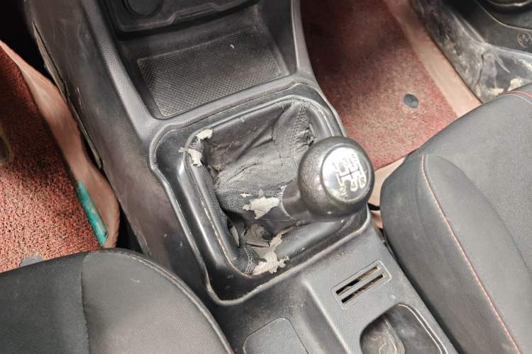 Used CHANGAN OSHAN X70A 2020 1.5L Manual Base Version Gear Lever