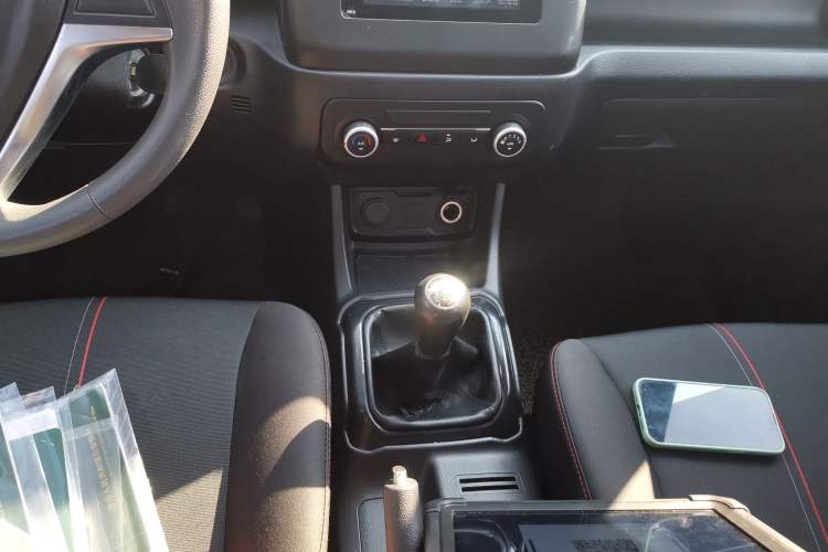 Used CHANGAN OSHAN X70A 2020 1.5L Manual Standard Edition Gear Lever