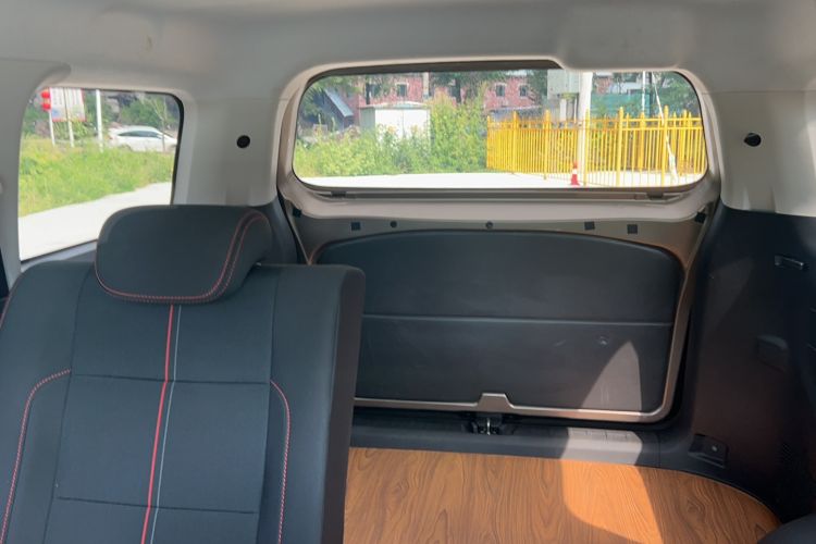 Used CHANGAN OSHAN X70A 2020 1.5L Manual Base Version Interior 6