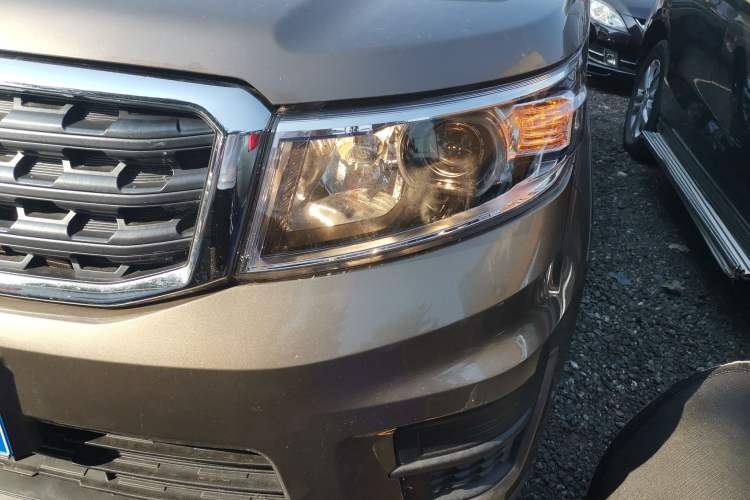 Used CHANGAN OSHAN X70A 2020 1.5L Manual Standard Edition Left Front Headlight