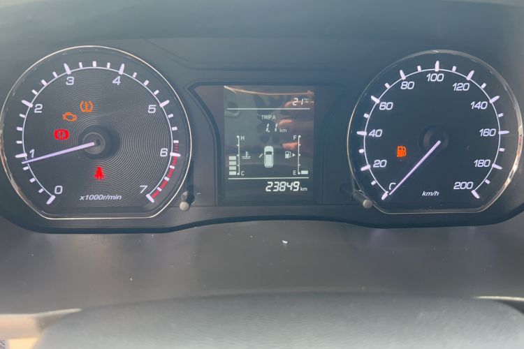 Used CHANGAN OSHAN X70A 2020 1.5L Manual Base Version Odometer Close Up