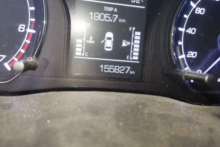 Used CHANGAN OSHAN X70A 2020 1.5L Manual Base Version Odometer Close Up