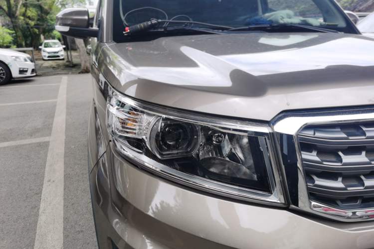 Used CHANGAN OSHAN X70A 2020 1.5L Manual Comfort Version Right Front Headlight