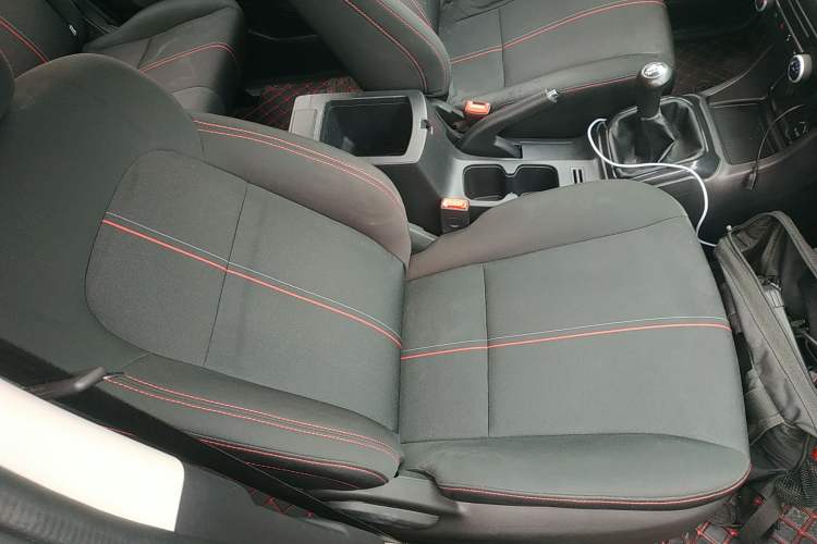 Used CHANGAN OSHAN X70A 2020 1.5L Manual Base Version Right Front Seat