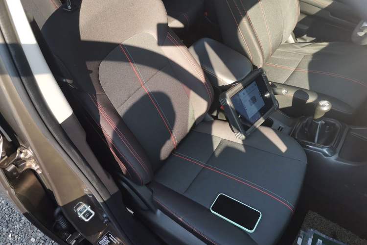 Used CHANGAN OSHAN X70A 2020 1.5L Manual Standard Edition Right Front Seat