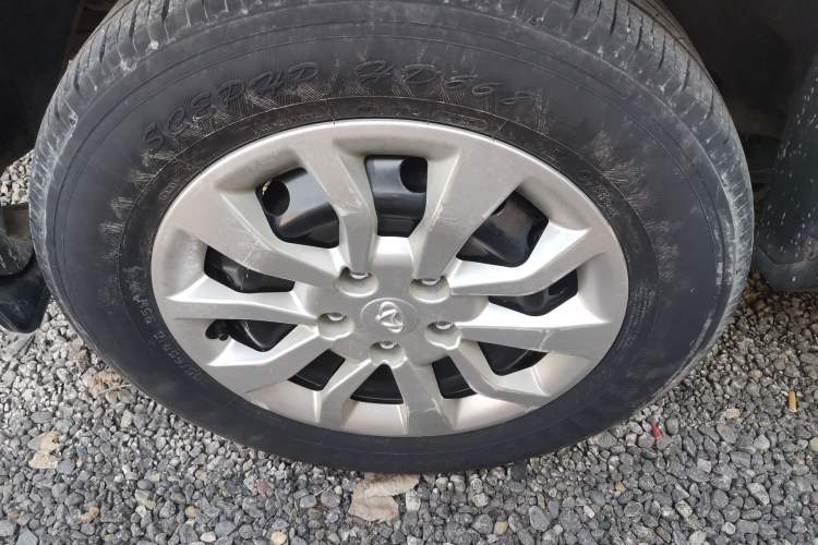 Used CHANGAN OSHAN X70A 2020 1.5L Manual Standard Edition Right Rear Wheel Hub