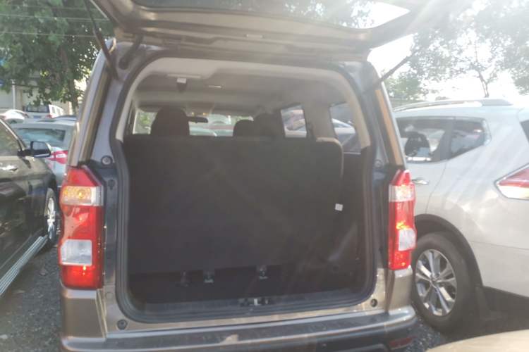 Used CHANGAN OSHAN X70A 2020 1.5L Manual Standard Edition Trunk