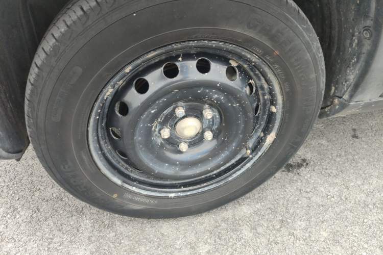 Used CHANGAN OSHAN X70A 2020 1.5L Manual Base Version Left Front Wheel Hub