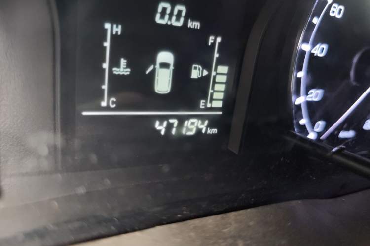 Used CHANGAN OSHAN X70A 2020 1.5L Manual Base Version Odometer Close Up